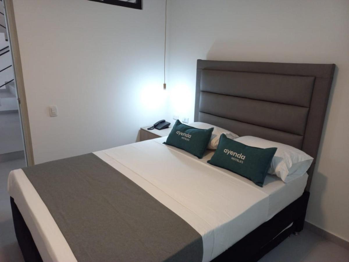 Hotel Colombia Avenida Medellín Buitenkant foto