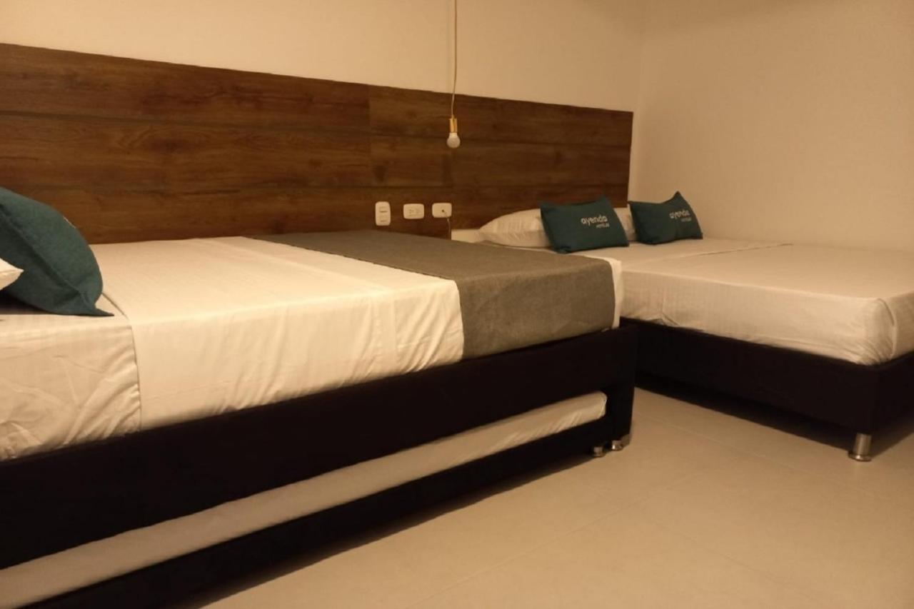 Hotel Colombia Avenida Medellín Buitenkant foto