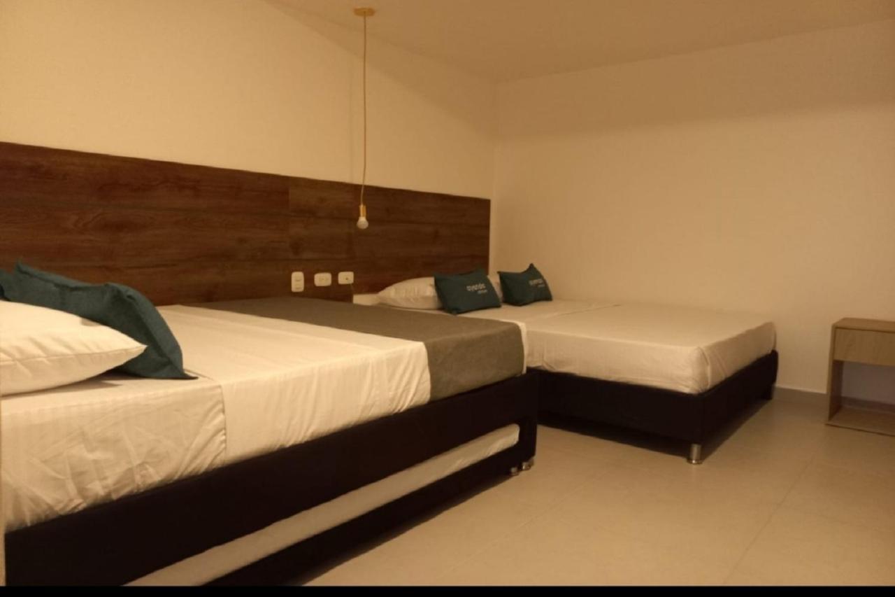 Hotel Colombia Avenida Medellín Buitenkant foto