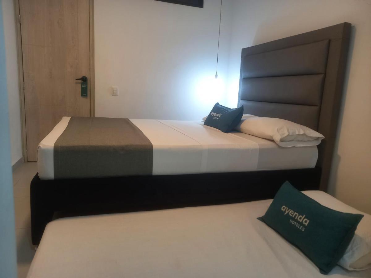 Hotel Colombia Avenida Medellín Buitenkant foto
